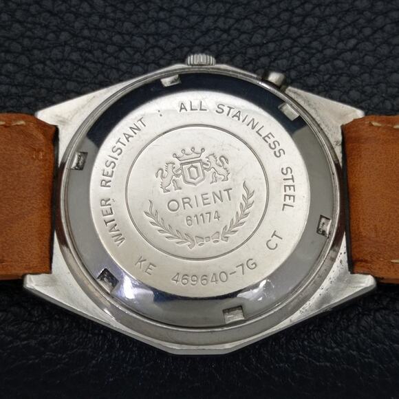 Vintage 1973 Orient Automatic Mens Silver Watch W/daydate & Gold accents - Picture 7 of 7